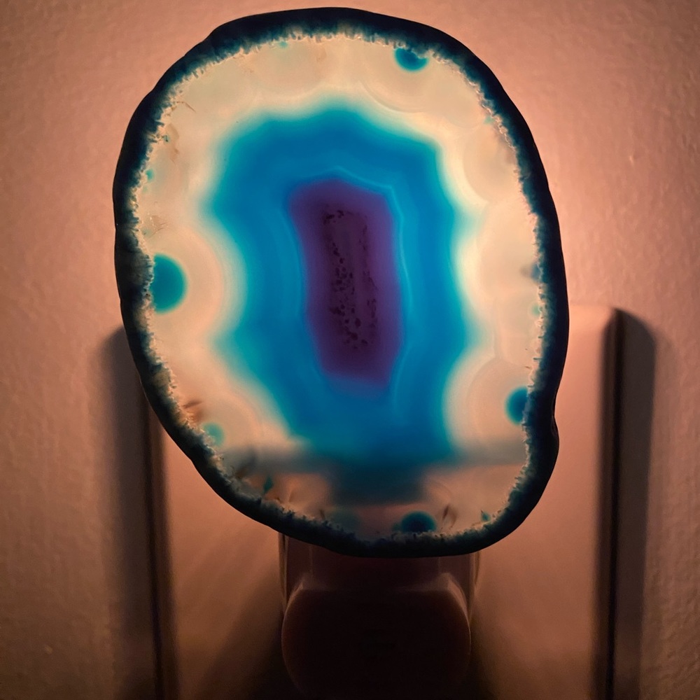 Blue agate night light - Picture 3 of 7